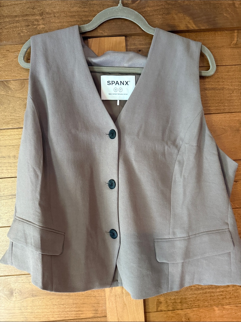SPANX Taupe Button-Front Sleeveless Vest